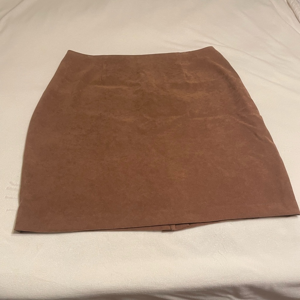 Briggs Faux Suede Skirt Size 14